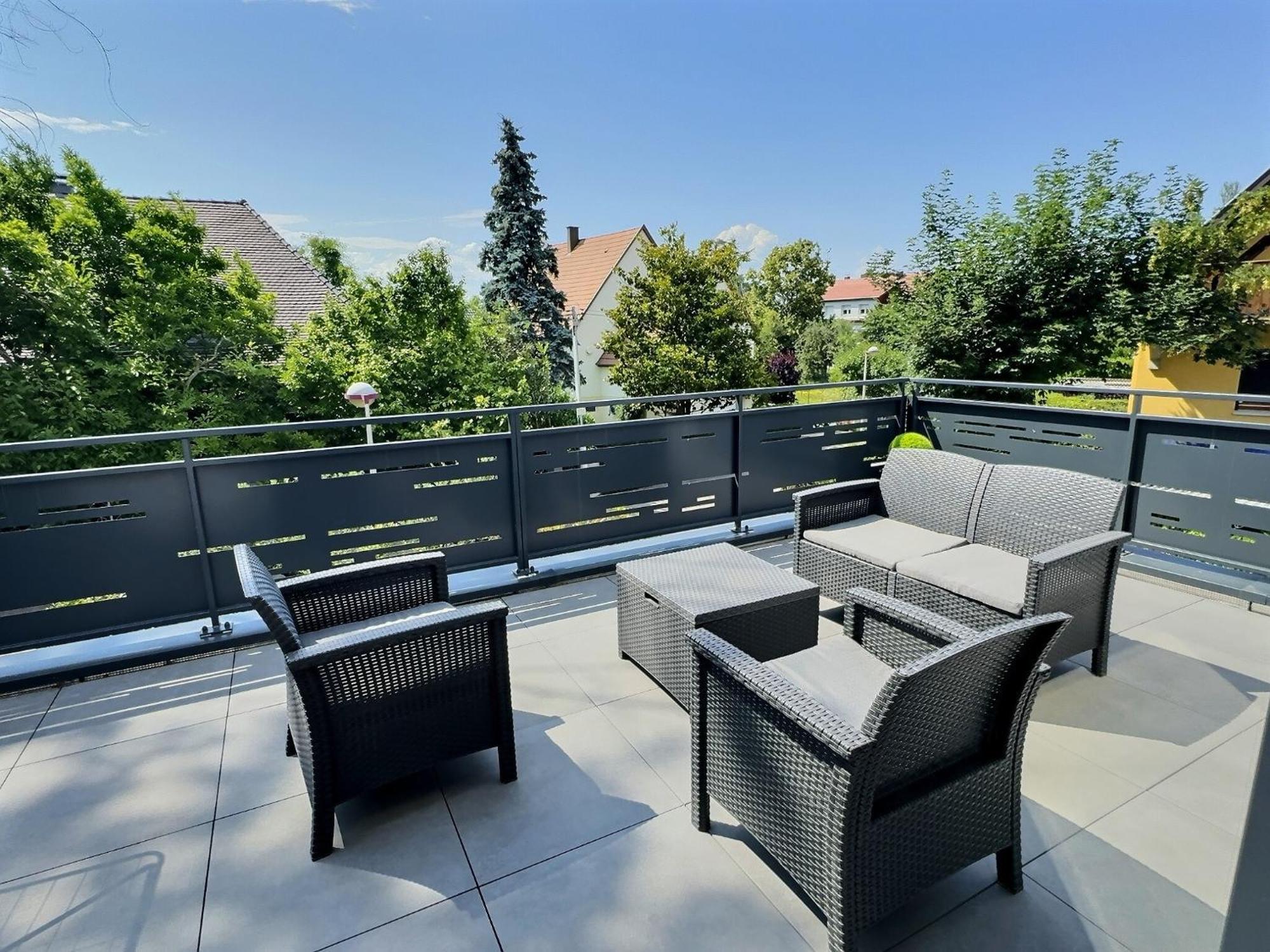Appartement Alsace Neuf Garage, Parking Et Terrasse Colmar Dış mekan fotoğraf